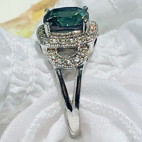 🛍SOLD🛍Rainbow Sapphire and Sterling Silver Ring - Picture 2 of 5